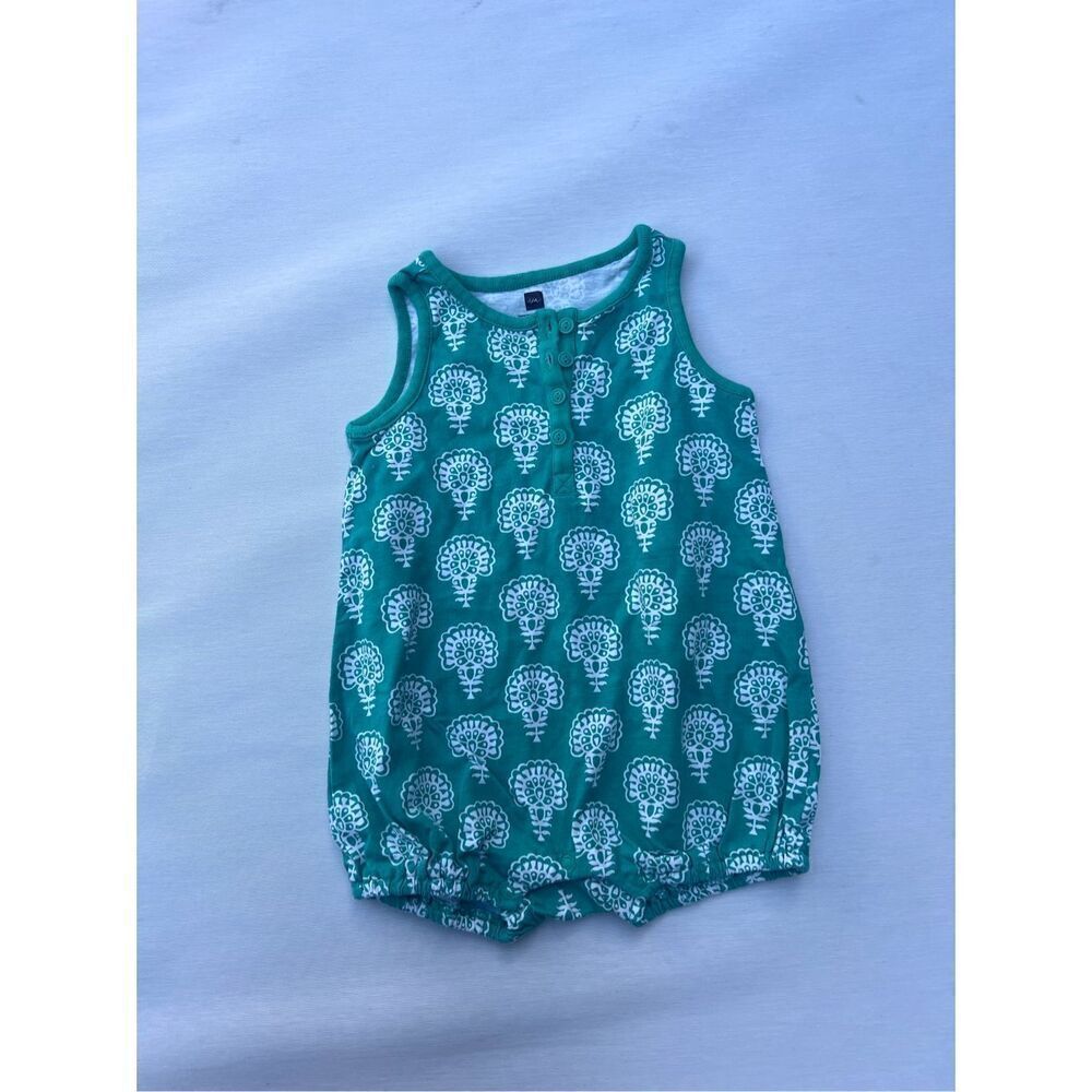 Tea Baby Bodysuit size 12-18 months